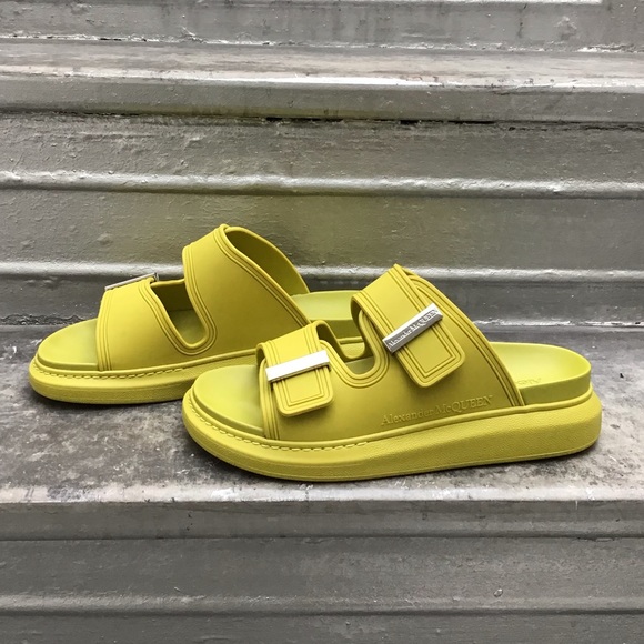 ALEXANDRA MCQUEEN Hybrid Platform Slides in Lime - Picture 8 of 13